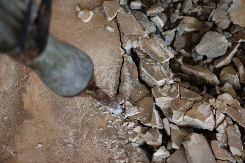 Flooring Removal Equipment