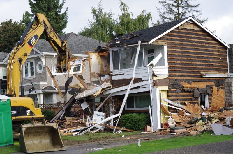 Cabin Demolition in Beaumont, TX